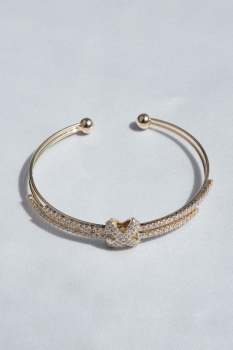 Bangle bracelet