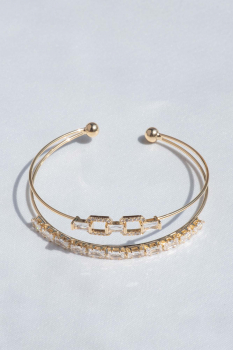 Bangle bracelet